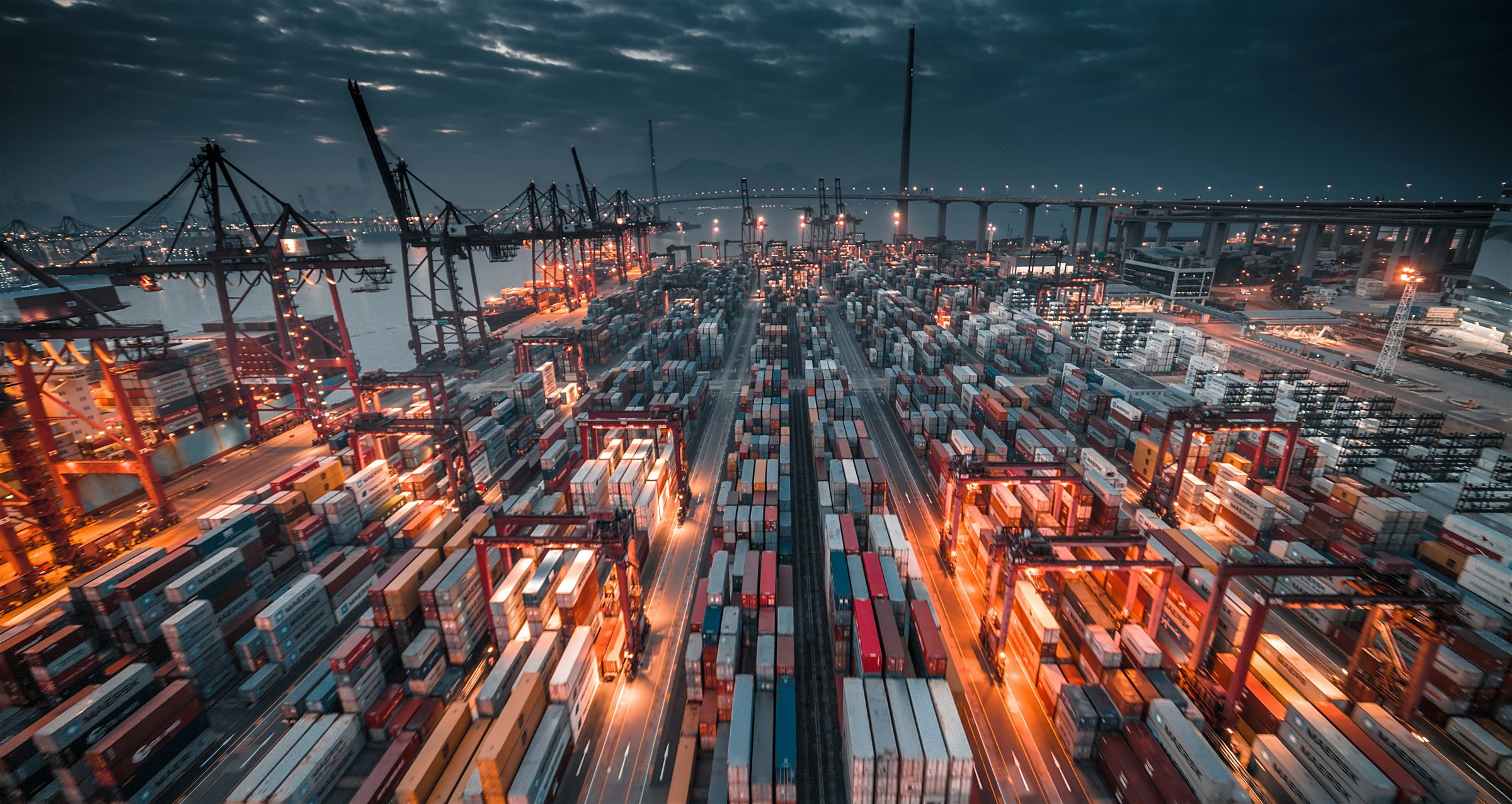Container ship — foreign trade coordinated by SICE Chile